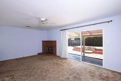 Living - 1532 Hialeah Dr, Modesto, CA 95350 photo 1 of 3