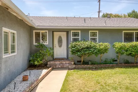 Exterior - 1532 Hialeah Dr, Modesto, CA 95350 photo 2 of 11