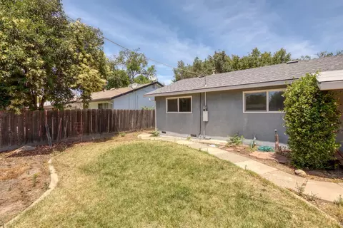 Exterior - 1532 Hialeah Dr, Modesto, CA 95350 photo 8 of 11