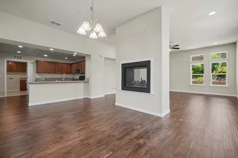 Living - 159 Emerald Ln, Jackson, CA 95642 photo 2 of 8