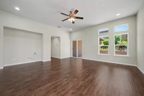 Living - 159 Emerald Ln, Jackson, CA 95642 photo 6 of 8