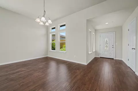 Living - 159 Emerald Ln, Jackson, CA 95642 photo 4 of 8