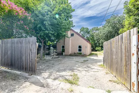12936 Yosemite Blvd, Waterford, CA 95386