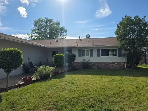 1813 Butternut Ct, Modesto, CA 95355