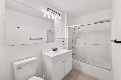 Bath - 4698 Kiva Dr, Copperopolis, CA 95228 photo 2 of 2