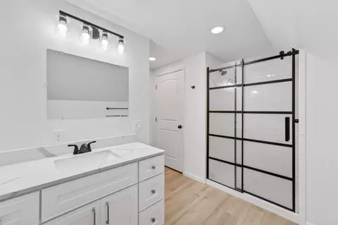 Bath - 4698 Kiva Dr, Copperopolis, CA 95228 photo 1 of 2