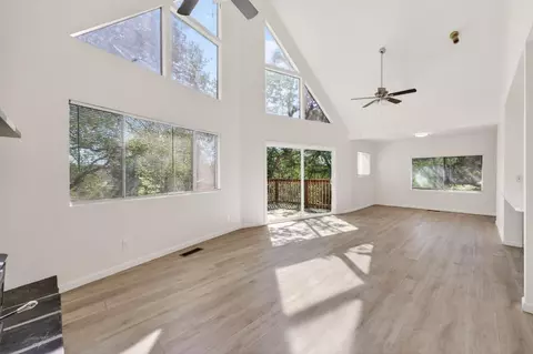 Living - 4698 Kiva Dr, Copperopolis, CA 95228 photo 3 of 8