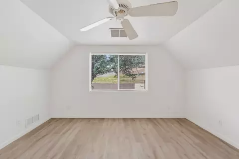 Bedroom - 4698 Kiva Dr, Copperopolis, CA 95228 photo 1 of 5