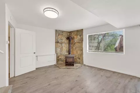 Living - 4698 Kiva Dr, Copperopolis, CA 95228 photo 7 of 8