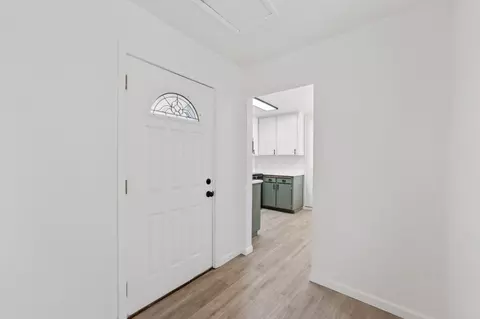 Entry Way - 4698 Kiva Dr, Copperopolis, CA 95228 photo 2 of 3