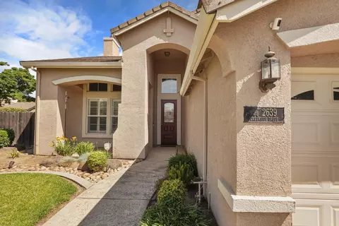 Exterior - 2639 Creekside Dr, Lodi, CA 95242 photo 14 of 14