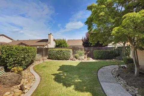 Exterior - 2639 Creekside Dr, Lodi, CA 95242 photo 9 of 14