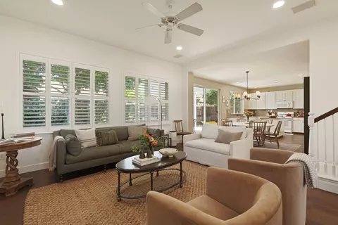 Living - 2639 Creekside Dr, Lodi, CA 95242 photo 2 of 3