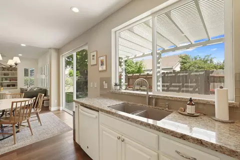 Kitchen - 2639 Creekside Dr, Lodi, CA 95242 photo 5 of 5