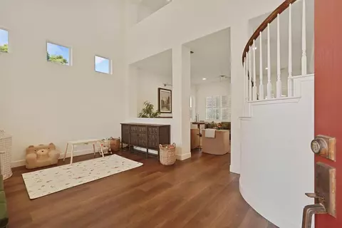 Entry Way - 2639 Creekside Dr, Lodi, CA 95242 photo 1 of 3