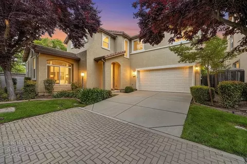 18 Bellows Pond Pl, Sacramento, CA 95835
