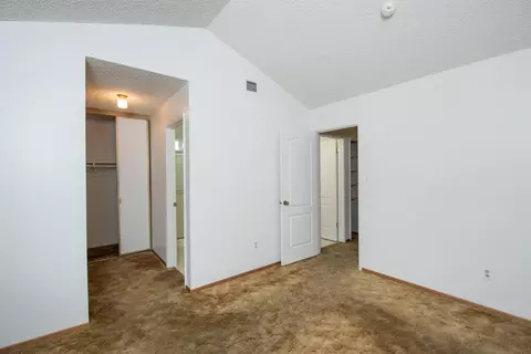 Bedroom - 2905 Bateman Ln, Modesto, CA 95354 photo 3 of 10