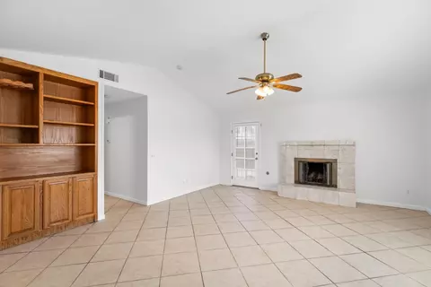 Living - 1541 W Kavanagh Ave, Tracy, CA 95376 photo 1 of 5