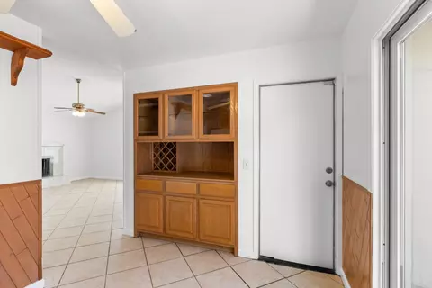 Entry Way - 1541 W Kavanagh Ave, Tracy, CA 95376 photo 1 of 2