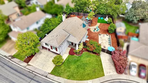 View/Area - 904 Agee Ct, Folsom, CA 95630 photo 2 of 5