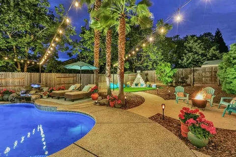 Exterior - 904 Agee Ct, Folsom, CA 95630 photo 7 of 34