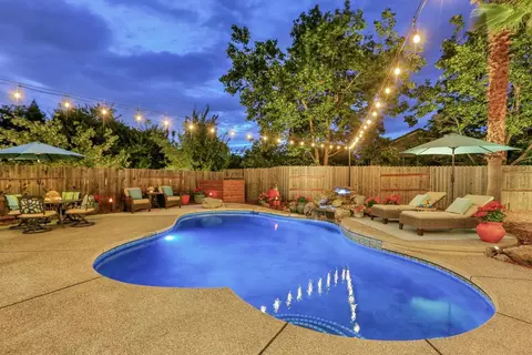Exterior - 904 Agee Ct, Folsom, CA 95630 photo 8 of 34