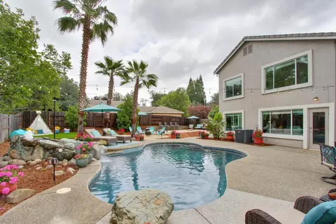 Exterior - 904 Agee Ct, Folsom, CA 95630 photo 21 of 34