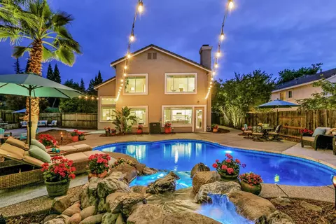 Exterior - 904 Agee Ct, Folsom, CA 95630 photo 2 of 34