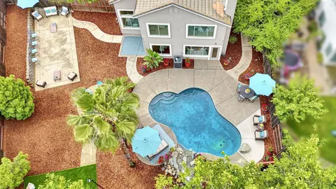 View/Area - 904 Agee Ct, Folsom, CA 95630 photo 3 of 5