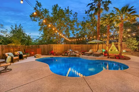 Exterior - 904 Agee Ct, Folsom, CA 95630 photo 3 of 34