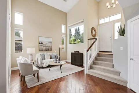 Living - 904 Agee Ct, Folsom, CA 95630 photo 1 of 4