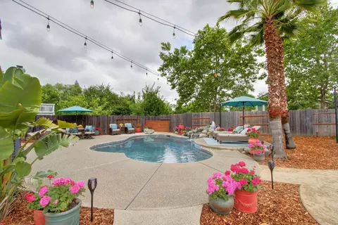 Exterior - 904 Agee Ct, Folsom, CA 95630 photo 30 of 34
