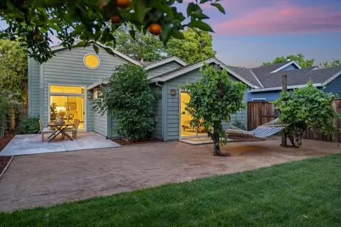 Exterior - 2433 Albany Ave, Davis, CA 95618 photo 9 of 9