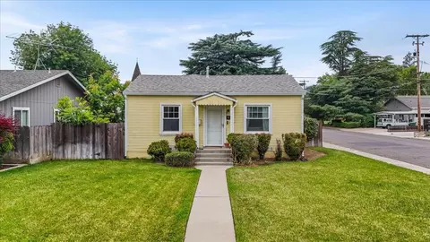 505 S Acacia Ave, Ripon, CA 95366