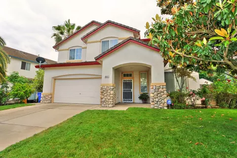 8897 Shasta Lily Dr, Elk Grove, CA 95624