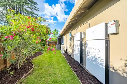 Exterior - 1561 Elsdon Cir, Carmichael, CA 95608 photo 28 of 30