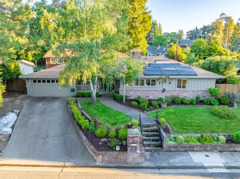 View/Area - 1561 Elsdon Cir, Carmichael, CA 95608 photo 1 of 10
