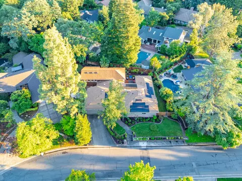 View/Area - 1561 Elsdon Cir, Carmichael, CA 95608 photo 3 of 10