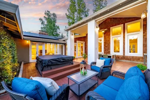 Exterior - 1561 Elsdon Cir, Carmichael, CA 95608 photo 10 of 30