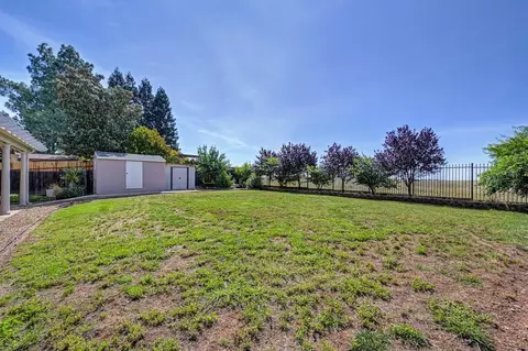 Exterior - 4501 Mcroberts Dr, Mather, CA 95655 photo 9 of 10