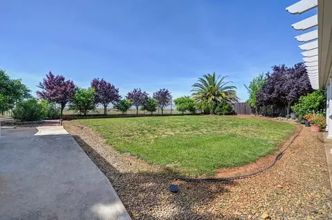 Exterior - 4501 Mcroberts Dr, Mather, CA 95655 photo 8 of 10