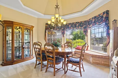 Dining - 2035 Sconyers Ct, Turlock, CA 95382 photo 1 of 4