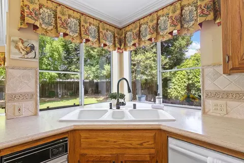 Kitchen - 2035 Sconyers Ct, Turlock, CA 95382 photo 2 of 5