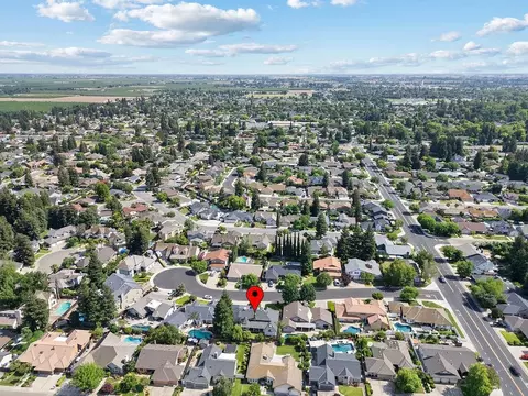 View/Area - 2035 Sconyers Ct, Turlock, CA 95382 photo 5 of 6