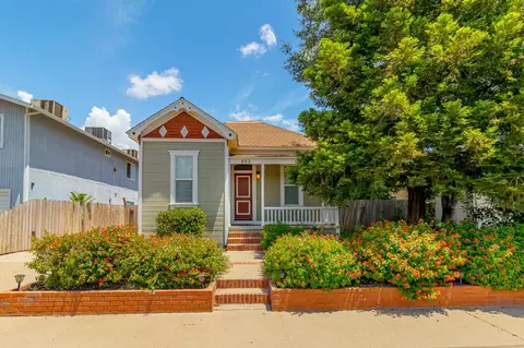 253 N 1st Ave, Oakdale, CA 95361
