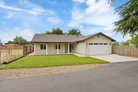 5946 Grove Ave, Marysville, CA 95901