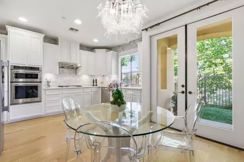1017 Cabris Ln, Roseville, CA 95747