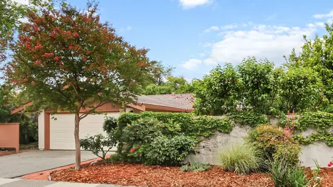 2401 Evenstar Ln, Davis, CA 95616