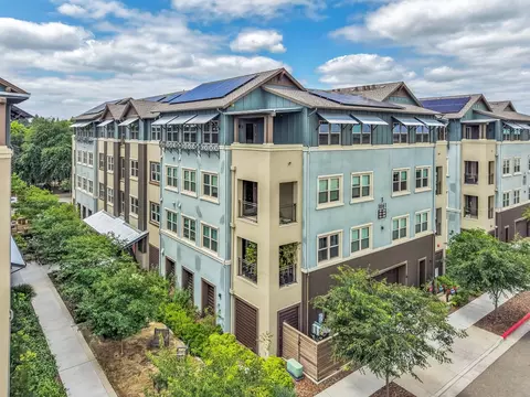 1661 Spring St #432, Davis, CA 95616