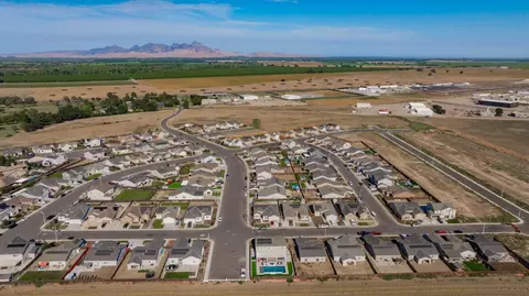 View/Area - 408 Kitty Hawk Dr, Colusa, CA 95932 photo 2 of 2